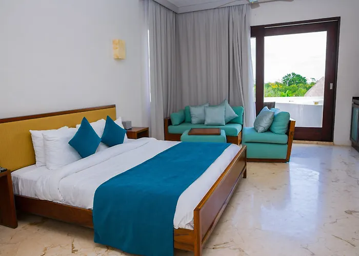 Hotel Intima Adults Only 3*