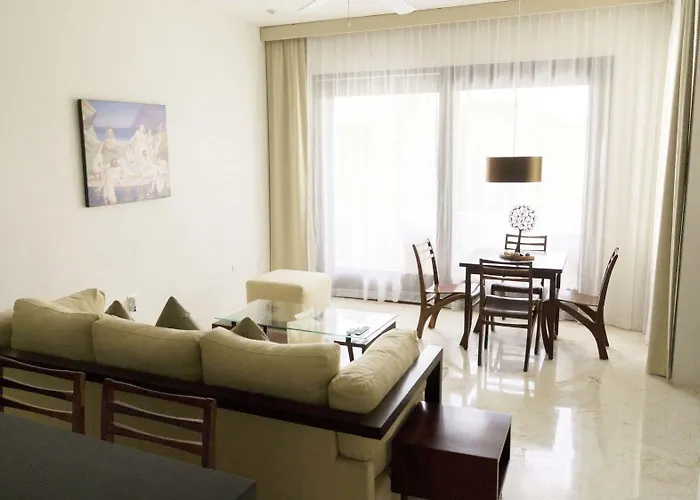Hotel Intima Adults Only