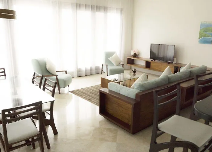 Intima Adults Only Hotel 3*