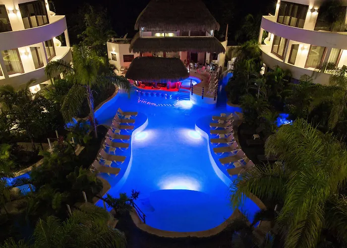 Intima Adults Only Hotel 3*